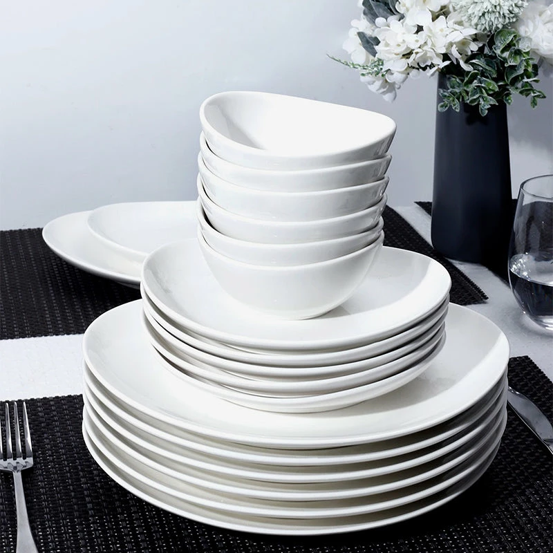 Deals ⌛ Sweese White Curved Porcelain Plates 🤩 3 Deals ⌛ Sweese White Curved Porcelain Plates 🤩 - Image 3